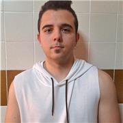 Estudiante con C1 de Inglés y B2 de Francés ofrece clases de repaso